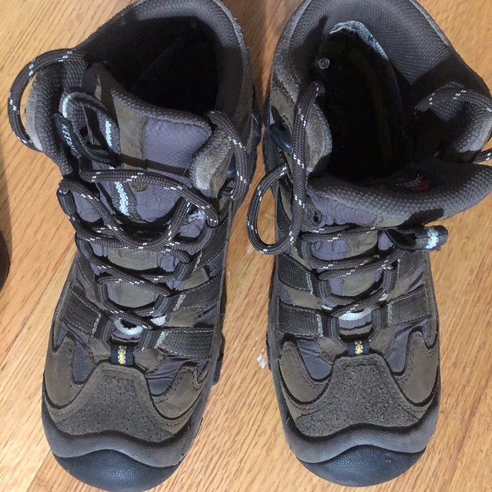 Keen water-proof Hiking Boot W 8.5